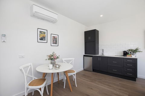 Brooklands Apartments - Mackay Tourism 15