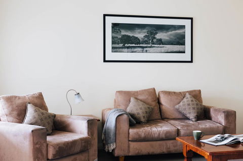 Dunkeld Studio Accommodation - Mackay Tourism 7