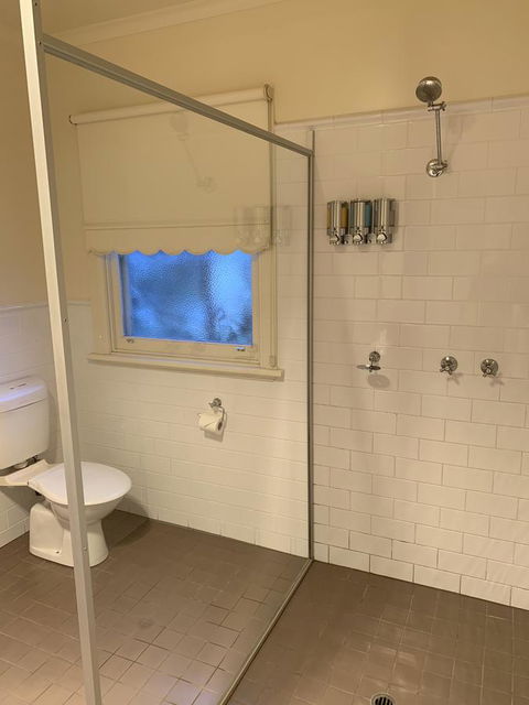Dunkeld Studio Accommodation - Mackay Tourism 9