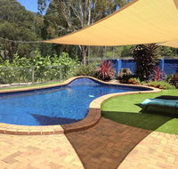 Snow View Holiday Units - Mackay Tourism