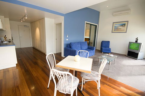 Anchorage Motel & Villas Lorne - Mackay Tourism 15