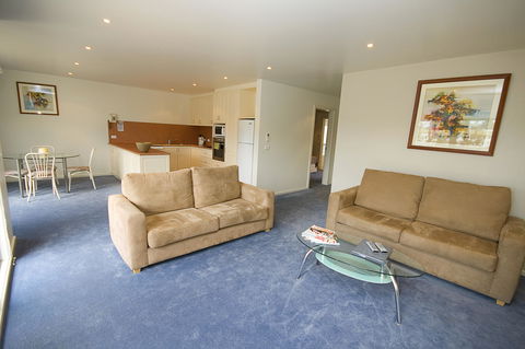 Anchorage Motel & Villas Lorne - Mackay Tourism 18