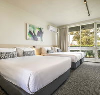 Nightcap at Seaford Hotel - Mackay Tourism