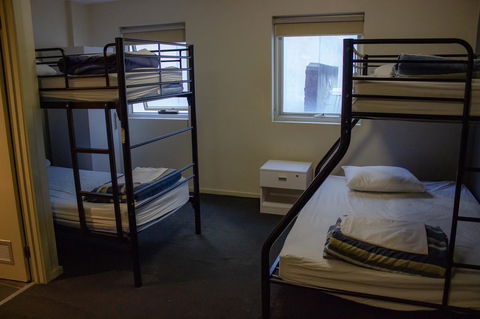 Nomads Melbourne Backpackers - Mackay Tourism 41