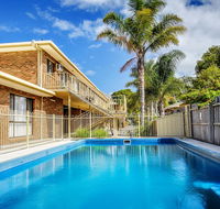 Allambi Holiday Apartments - Mackay Tourism