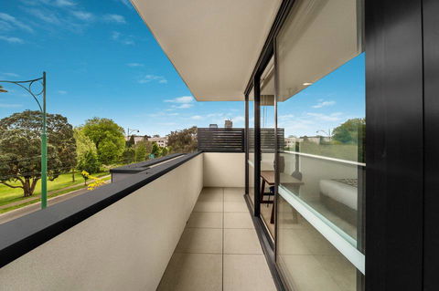 Whitehorse Apartments Hotel - Mackay Tourism 40