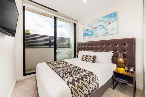 Whitehorse Apartments Hotel - Mackay Tourism 2