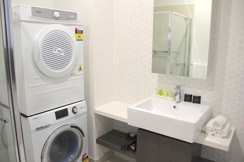 Whitehorse Apartments Hotel - Mackay Tourism 19