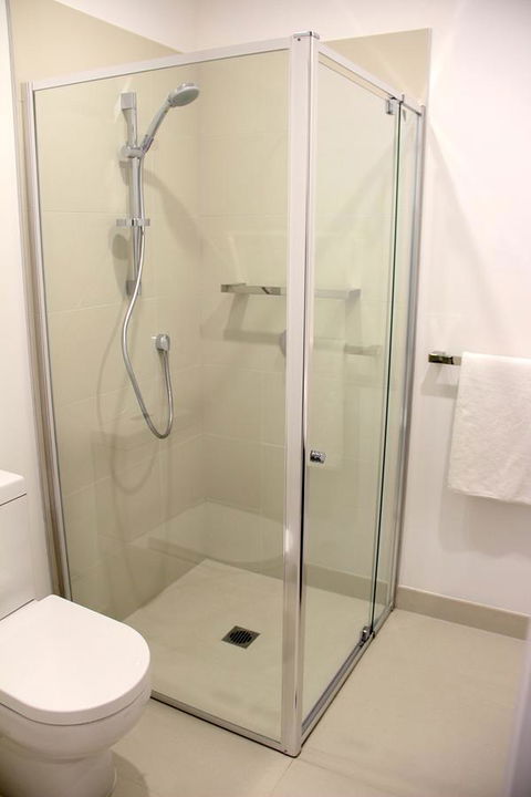 Whitehorse Apartments Hotel - Mackay Tourism 24