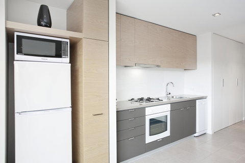 St Kilda Central Apartments - Mackay Tourism 10