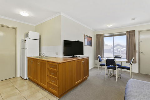 Comfort Inn Warrnambool International - Mackay Tourism 31