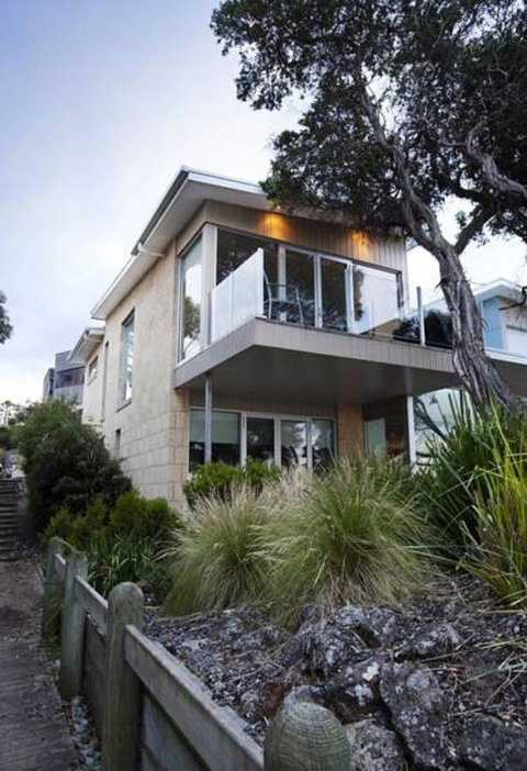 Battery Cove Beach Front Apartment - Mackay Tourism 0