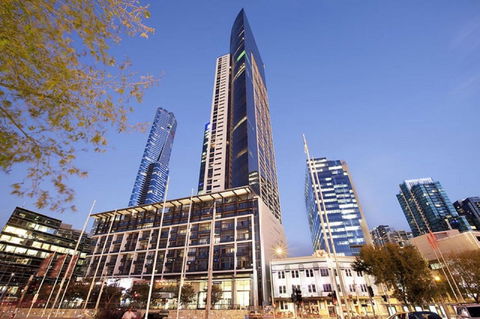 Corporate Keys - Freshwater Place - Mackay Tourism 0