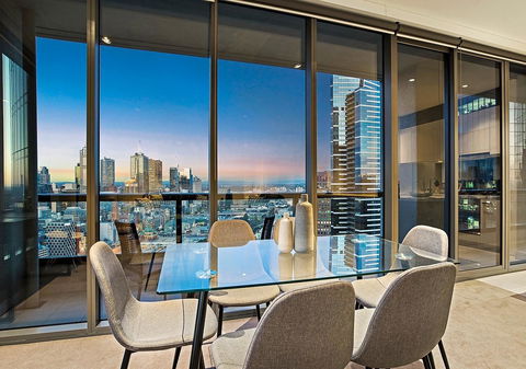 Corporate Keys - Freshwater Place - Mackay Tourism 12