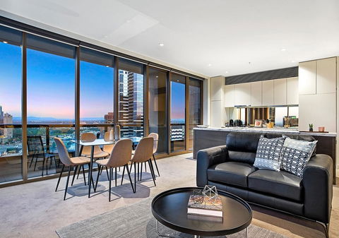 Corporate Keys - Freshwater Place - Mackay Tourism 1
