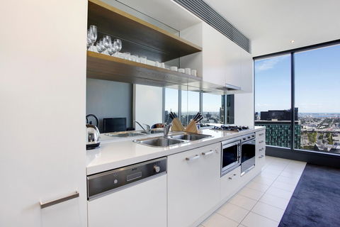 Corporate Keys - Freshwater Place - Mackay Tourism 17