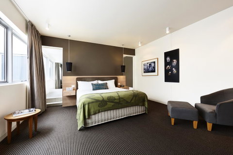 Saint Kilda Beach Hotel - Formerly Rydges St Kilda - Mackay Tourism 14