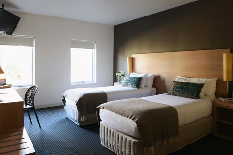 Saint Kilda Beach Hotel - Formerly Rydges St Kilda - Mackay Tourism 12