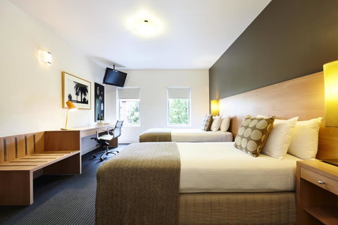Saint Kilda Beach Hotel - Formerly Rydges St Kilda - Mackay Tourism 9