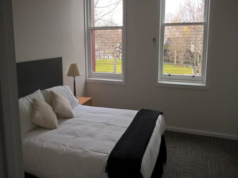 CROWN CENTRAL BUSINESS DISTRICT MOTEL - NO UNDER 18s - Mackay Tourism 43