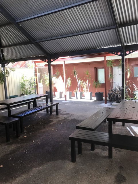 CROWN CENTRAL BUSINESS DISTRICT MOTEL - NO UNDER 18s - Mackay Tourism 16