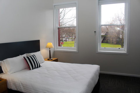 CROWN CENTRAL BUSINESS DISTRICT MOTEL - NO UNDER 18s - Mackay Tourism 23