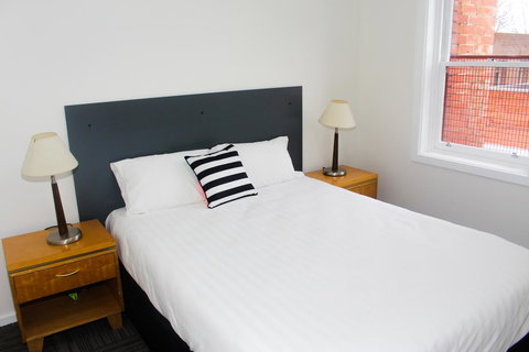 CROWN CENTRAL BUSINESS DISTRICT MOTEL - NO UNDER 18s - Mackay Tourism 44