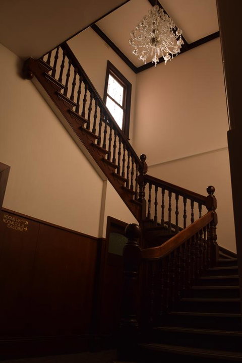 CROWN CENTRAL BUSINESS DISTRICT MOTEL - NO UNDER 18s - Mackay Tourism 36