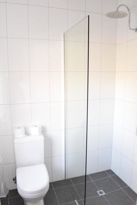 CROWN CENTRAL BUSINESS DISTRICT MOTEL - NO UNDER 18s - Mackay Tourism 30