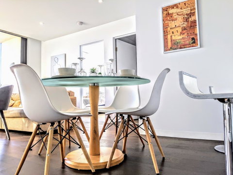 Breathtaking View Apartment With Gym & Sauna - Mackay Tourism 24