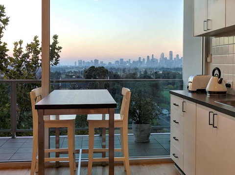 BestView St Kilda Spectacular Sunset Hideaway - Boutique Self-contained Luxury Apartment - Mackay Tourism 0