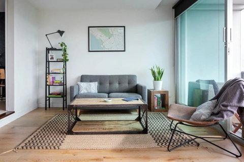 BestView St Kilda Spectacular Sunset Hideaway - Boutique Self-contained Luxury Apartment - Mackay Tourism 4