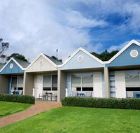 Sorrento Beach Motel - Mackay Tourism