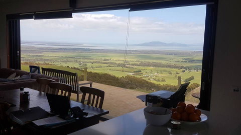One Tree Hill Wilson Prom And Ocean Views - Mackay Tourism 0