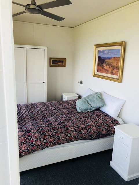 One Tree Hill Wilson Prom And Ocean Views - Mackay Tourism 35