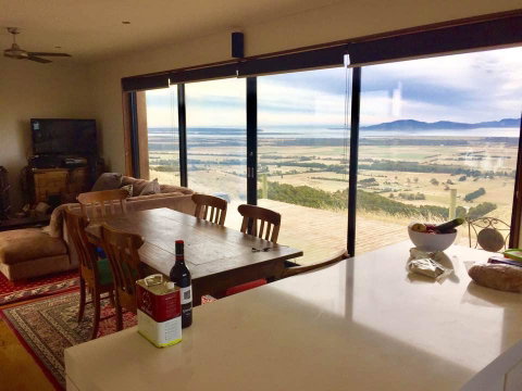 One Tree Hill Wilson Prom And Ocean Views - Mackay Tourism 3