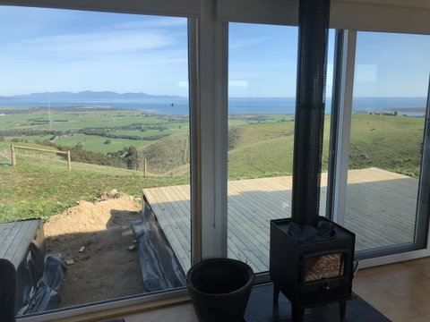 One Tree Hill Wilson Prom And Ocean Views - Mackay Tourism 9