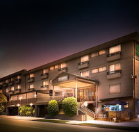Crest on Barkly Hotel - Mackay Tourism