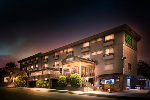 Crest On Barkly Hotel - Mackay Tourism 0