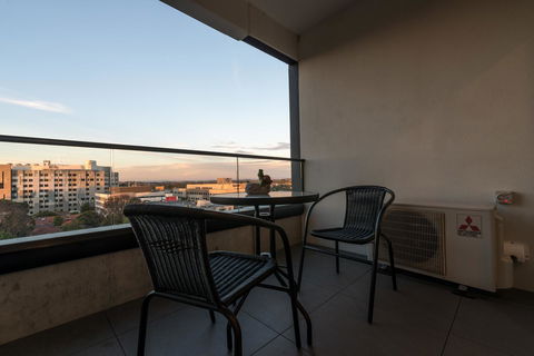 Guest House In Melbourne - Mackay Tourism 7