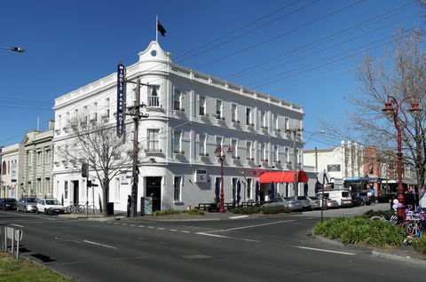 Middle Park Hotel - Mackay Tourism 7