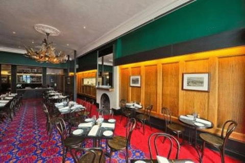 Middle Park Hotel - Mackay Tourism 19