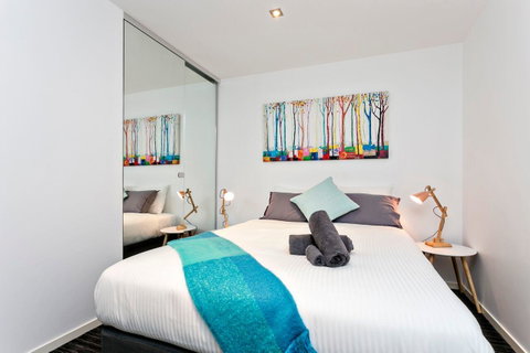 Complete Host Halo Apartments - Mackay Tourism 30