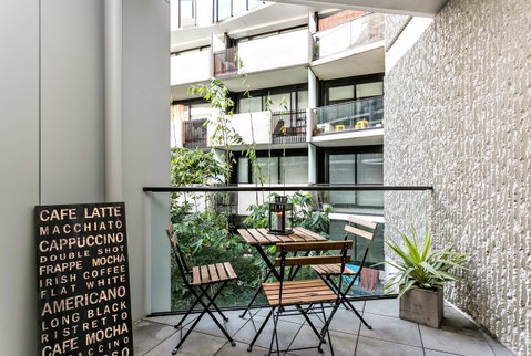 Complete Host Halo Apartments - Mackay Tourism 14