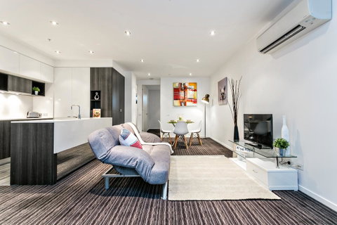 Complete Host Halo Apartments - Mackay Tourism 22