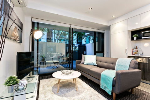 Complete Host Halo Apartments - Mackay Tourism 13