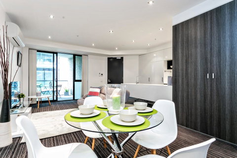 Complete Host Halo Apartments - Mackay Tourism 28