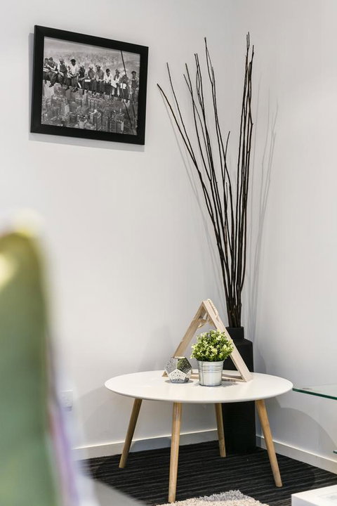 Complete Host Halo Apartments - Mackay Tourism 24
