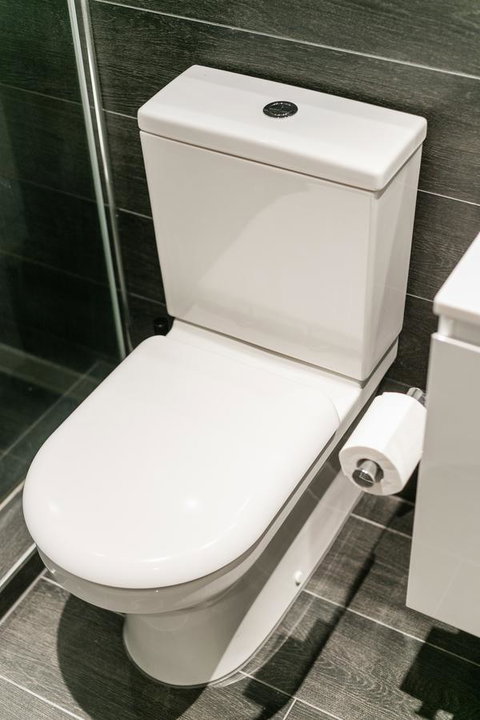 Complete Host Halo Apartments - Mackay Tourism 6