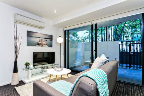 Complete Host Halo Apartments - Mackay Tourism 4